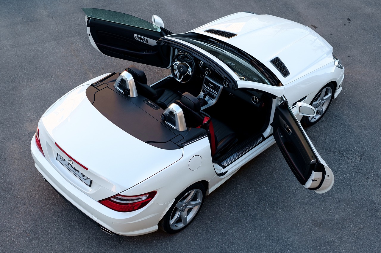 Classic Car Detailing: How to Keep Your Vehicle Looking Sleek and New
